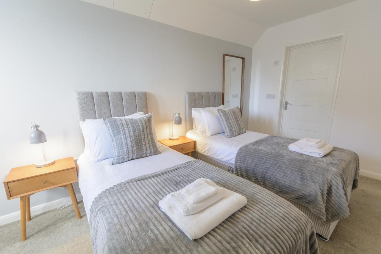 Crescent House Apartments Telford Eksteriør bilde